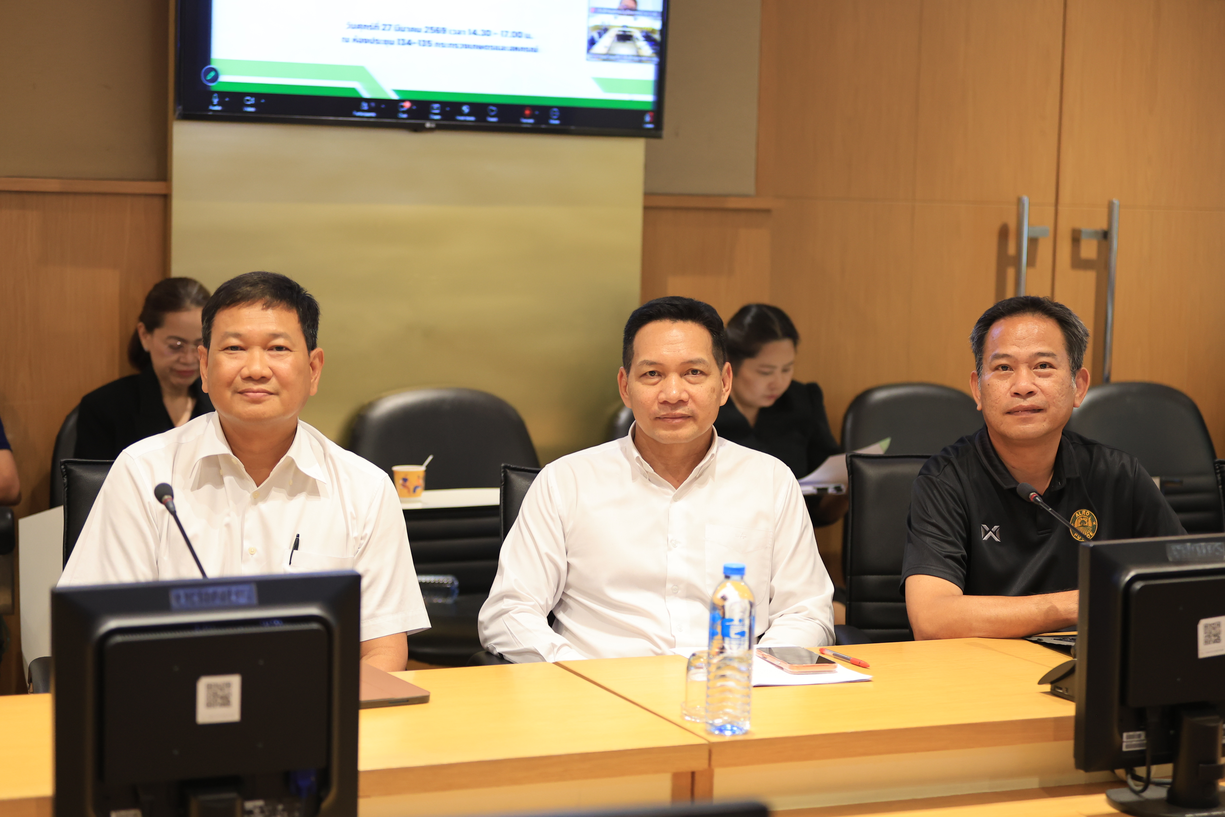 title - ส.ป.ก. ร่วมประชุมหารือแนวทางการรับมือผลกระทบจากสถานการณ์การสู้รบในภูมิภาคตะวันออกกลาง